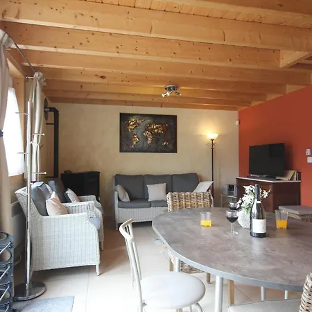 Journal Aux Lacs-5pers Chalet